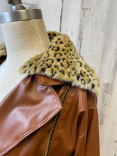 “Cheetah girl” cropped vixen coat