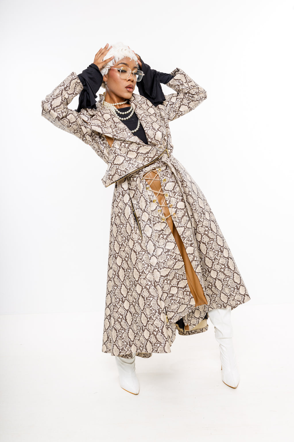 “Anea“ reptile print vixen coat”