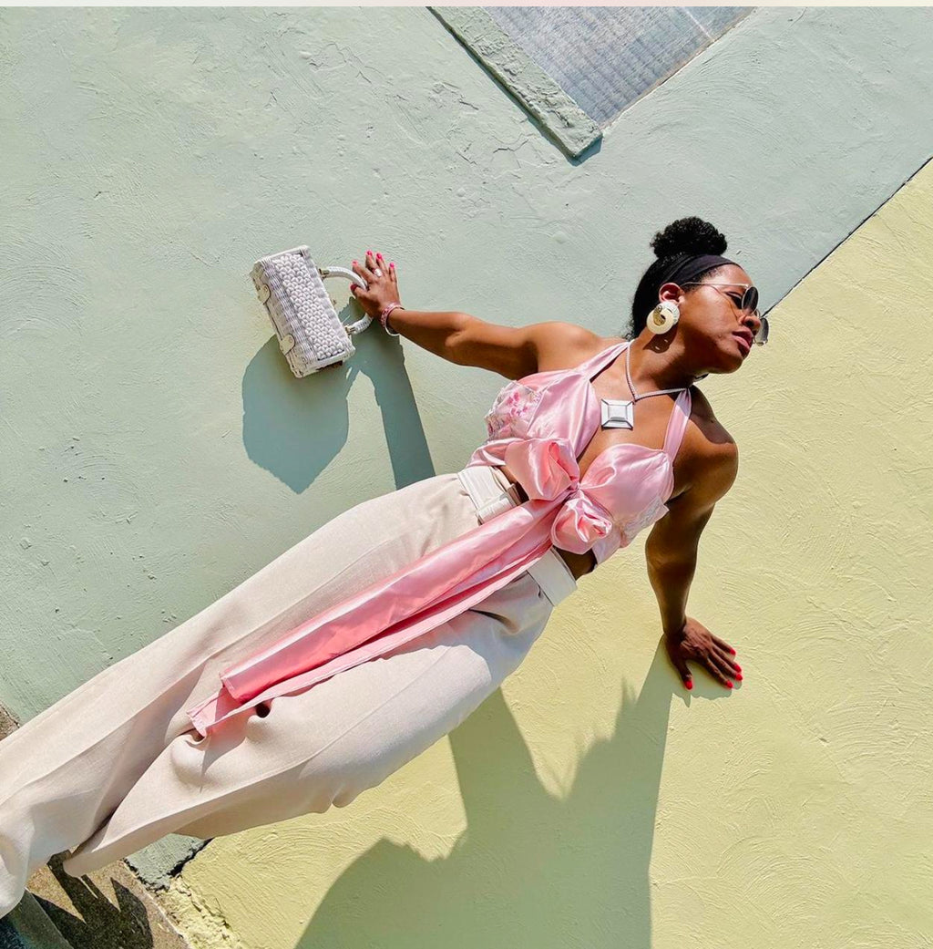 “Leila” floral cropped blouse