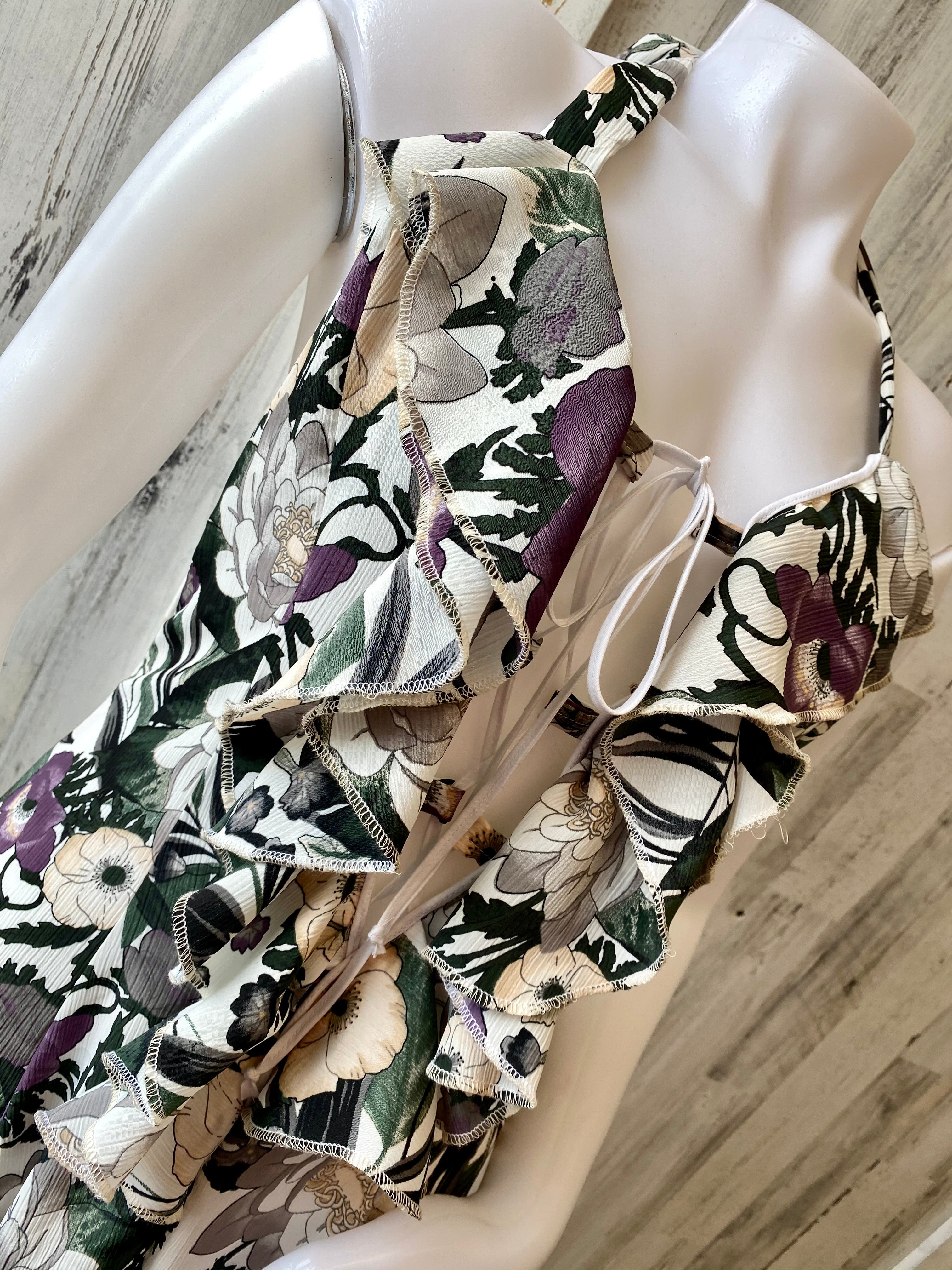 “Rendezvous” ruffle dress