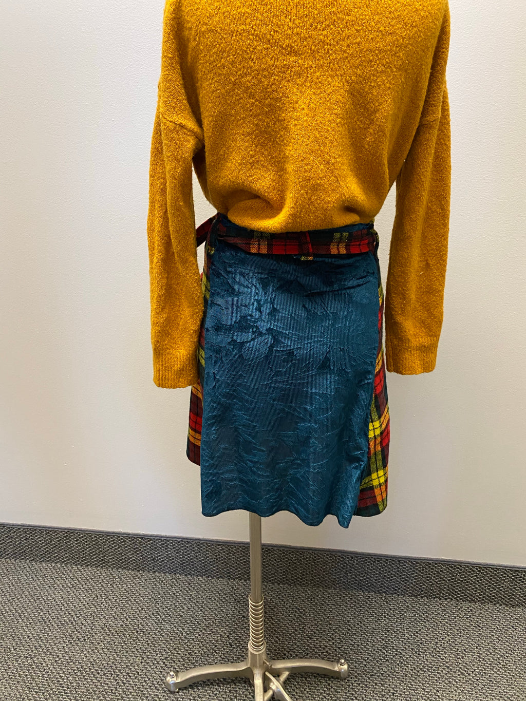 Plaid suspender skirt