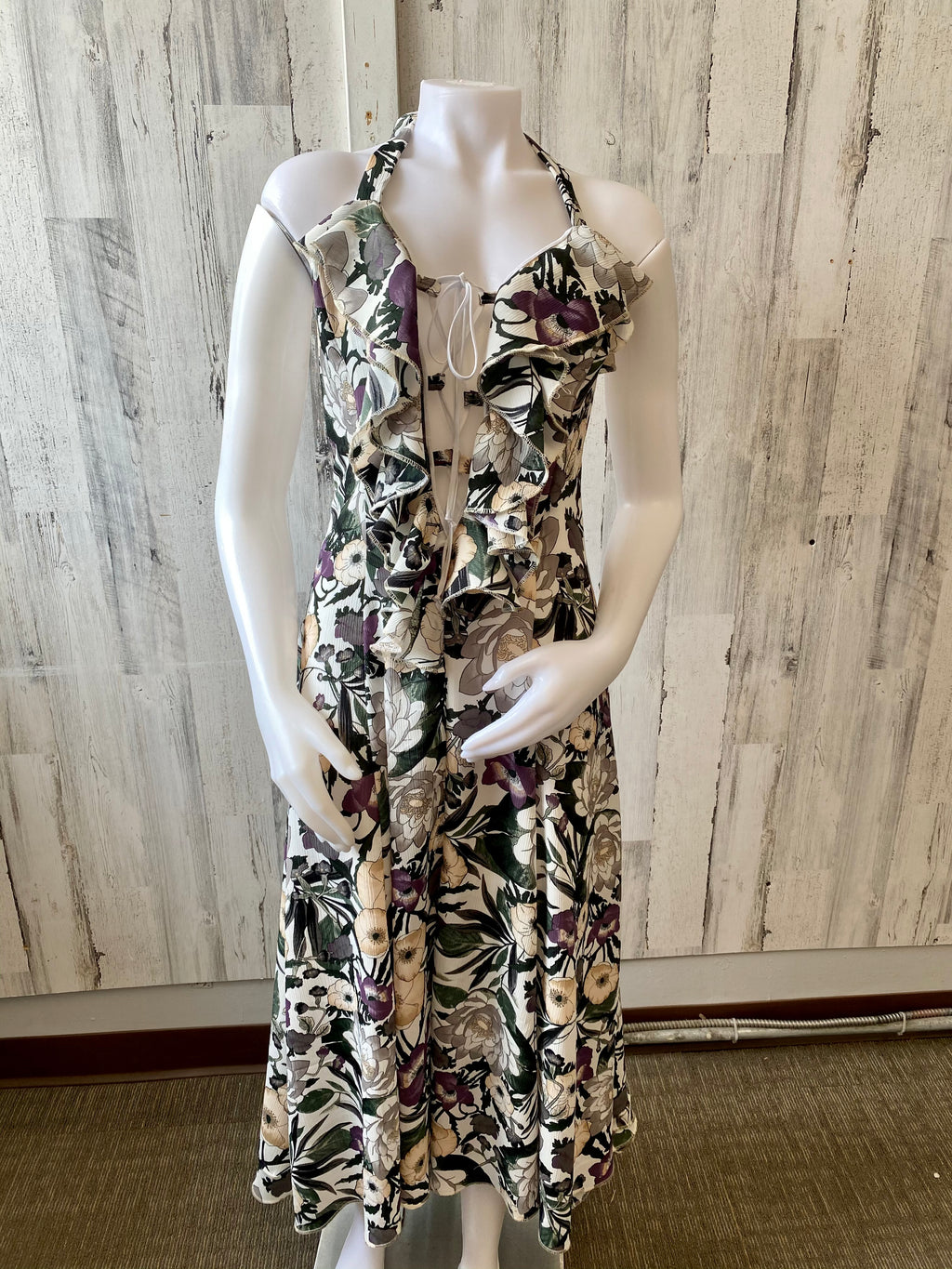 “Rendezvous” ruffle dress